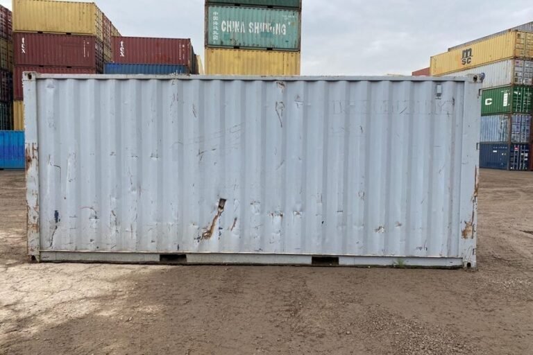 Guide complet pour acheter un container maritime neuf en 2025