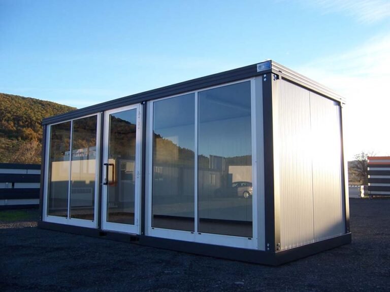 Optimisez votre espace avec des conteneurs de bureau rentables