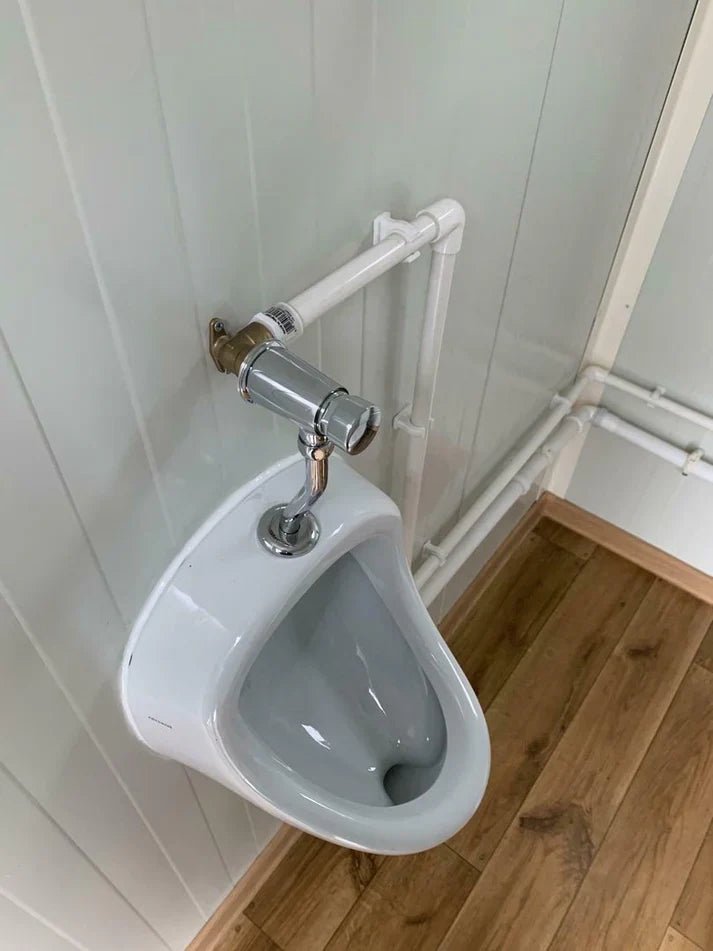 Double conteneur sanitaire avec dépôt de déchets – Image 11
